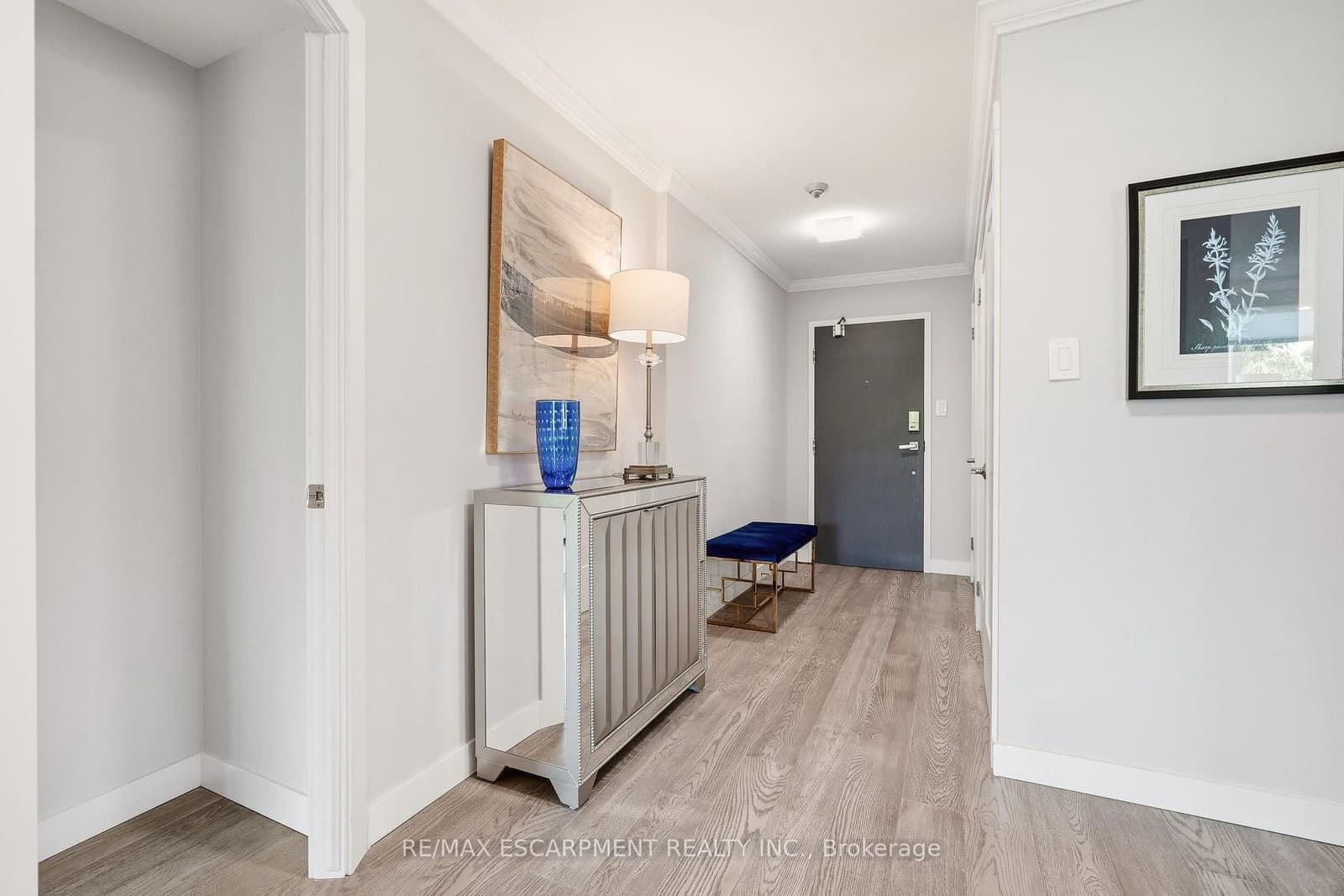 2121 Lakeshore Road, Unit 507 - Image 5