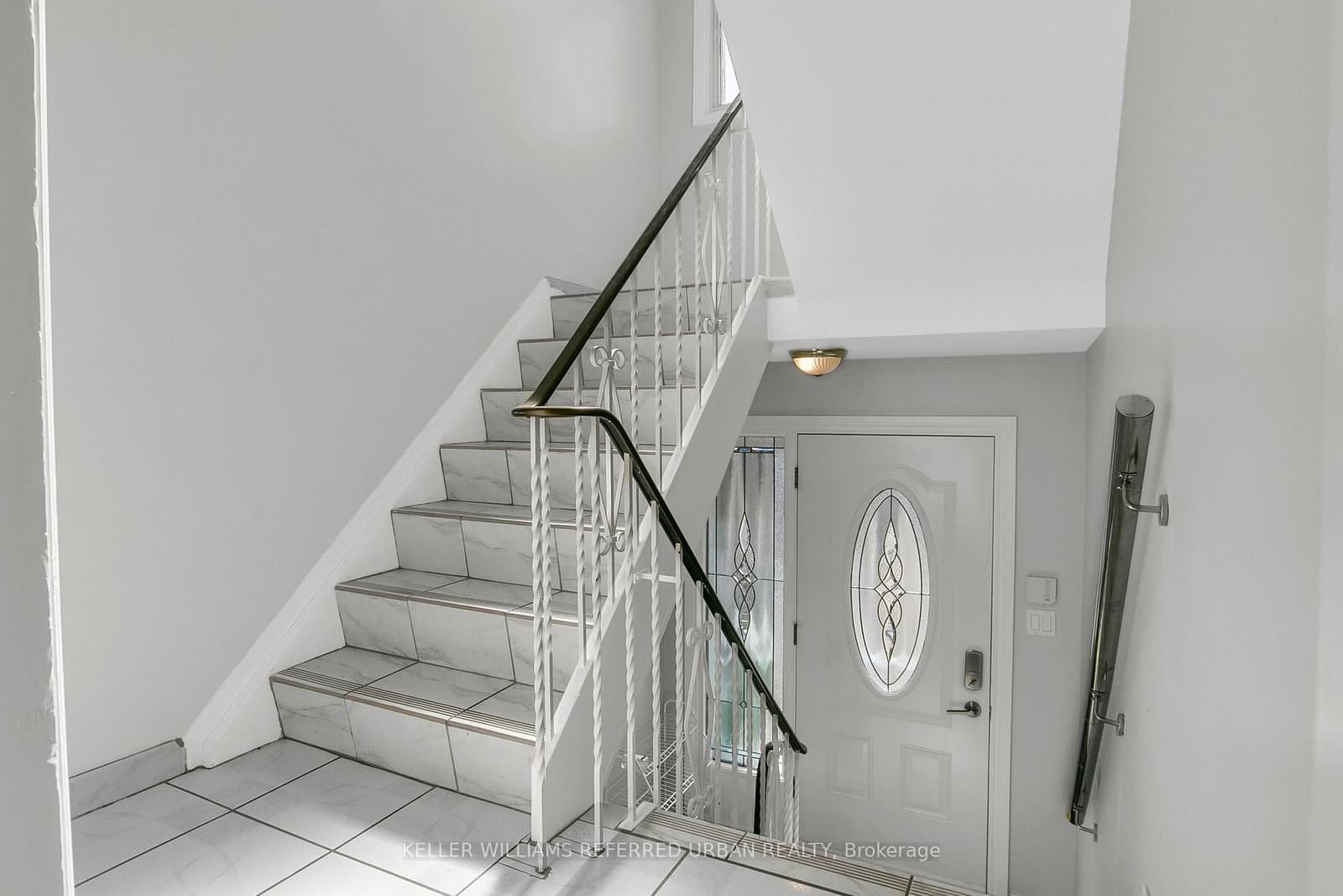 663 Brock Avenue - Image 3