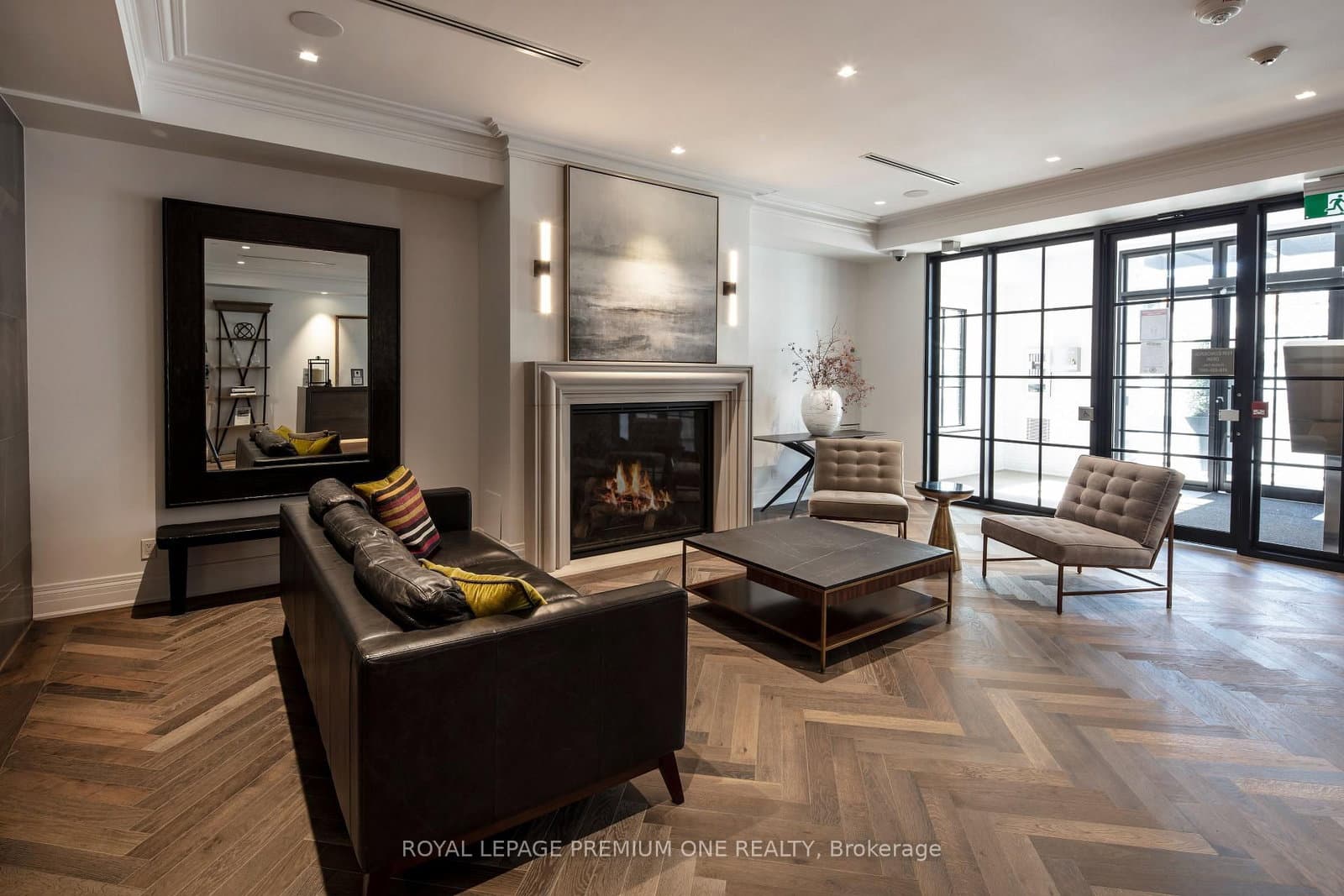 571 Prince Edward Drive N, Unit 309 - Image 4