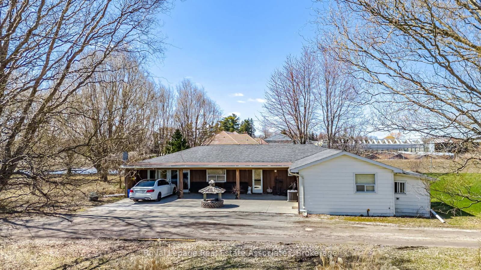 5327 Eighth Line - Image 5