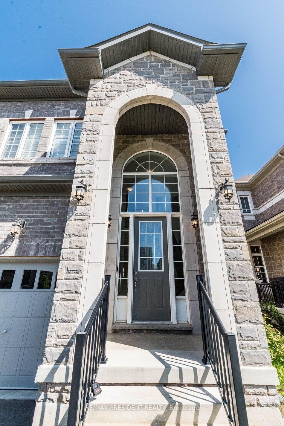 16 Monarch Drive - Image 3