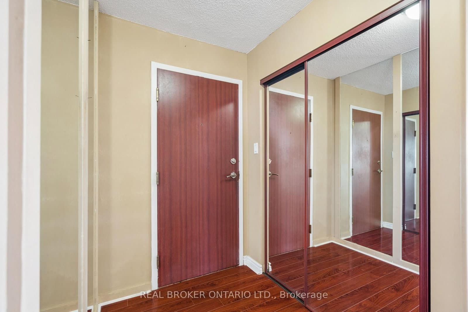 880 Dundas Street W, Unit 503 - Image 5