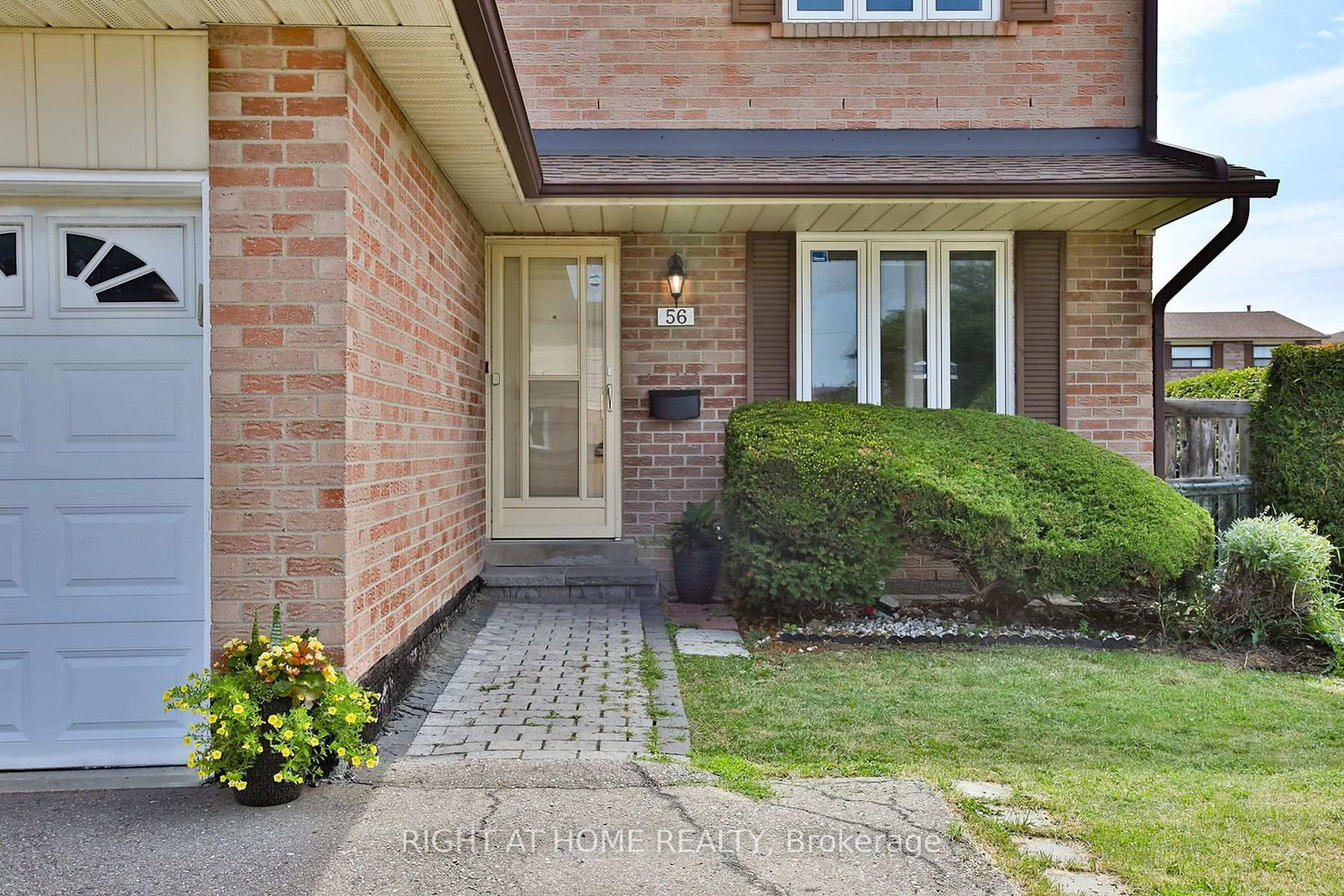 56 Cathy Jean Crescent - Image 2