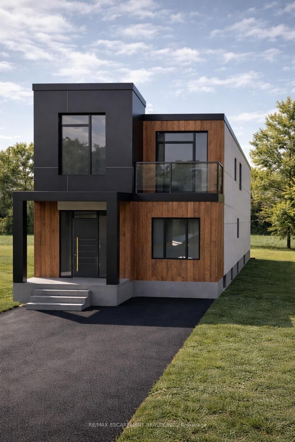 1033 Alexandra Avenue - Image 2