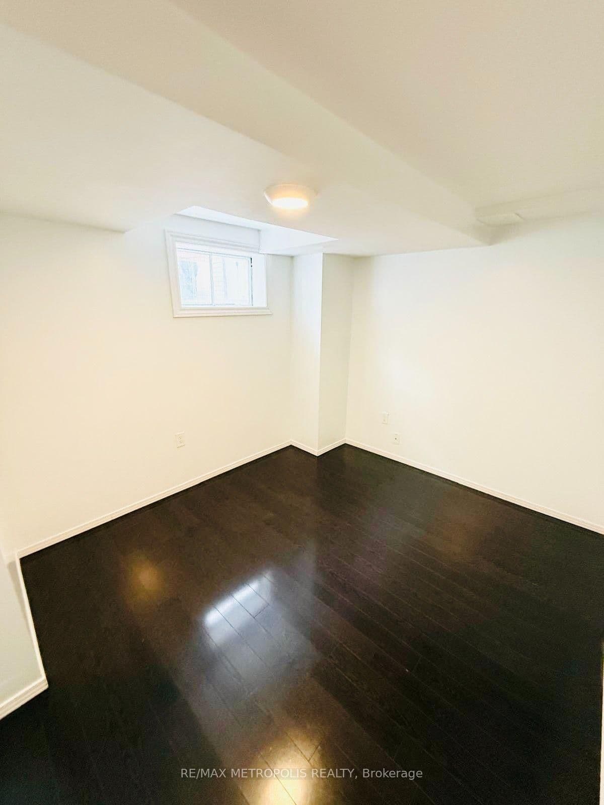 11 Rambler Place, Unit Basement - Image 2