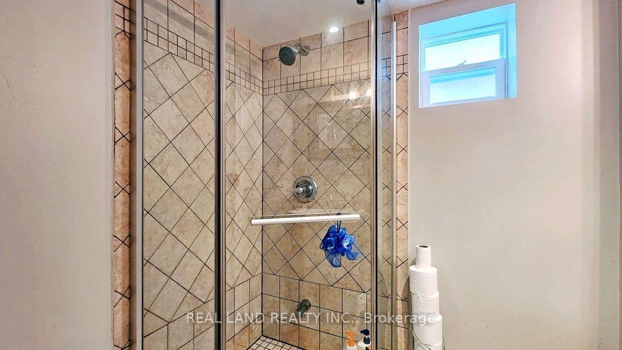 26 Glamis Avenue - Image 2