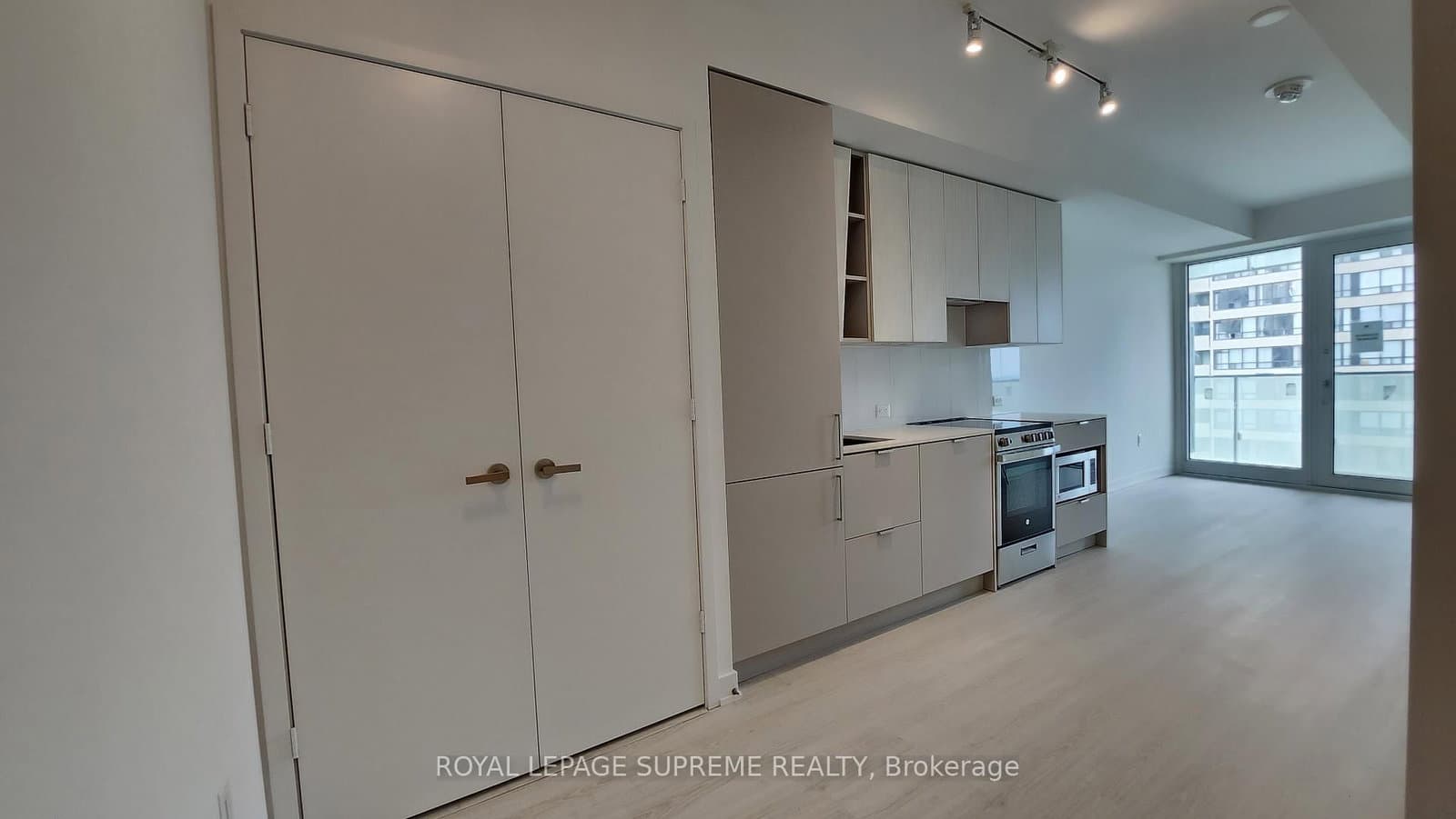 3883 Quartz Road, Unit 905 - Image 6