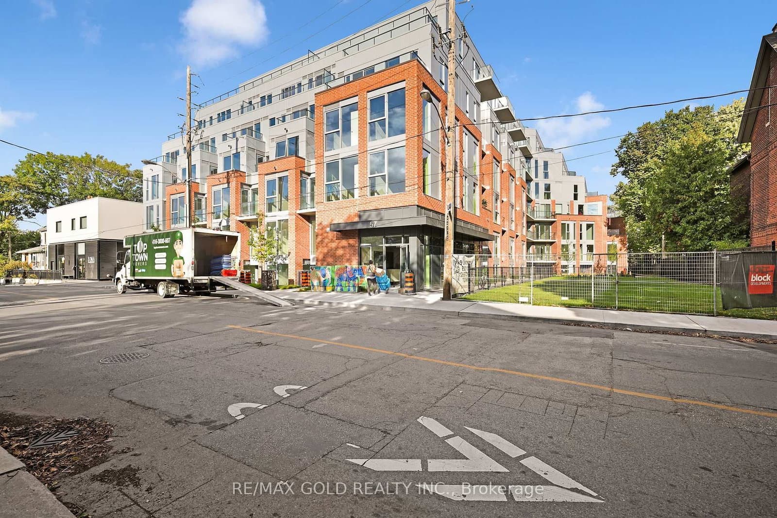 57 Brock Avenue, Unit 211 - Image 1
