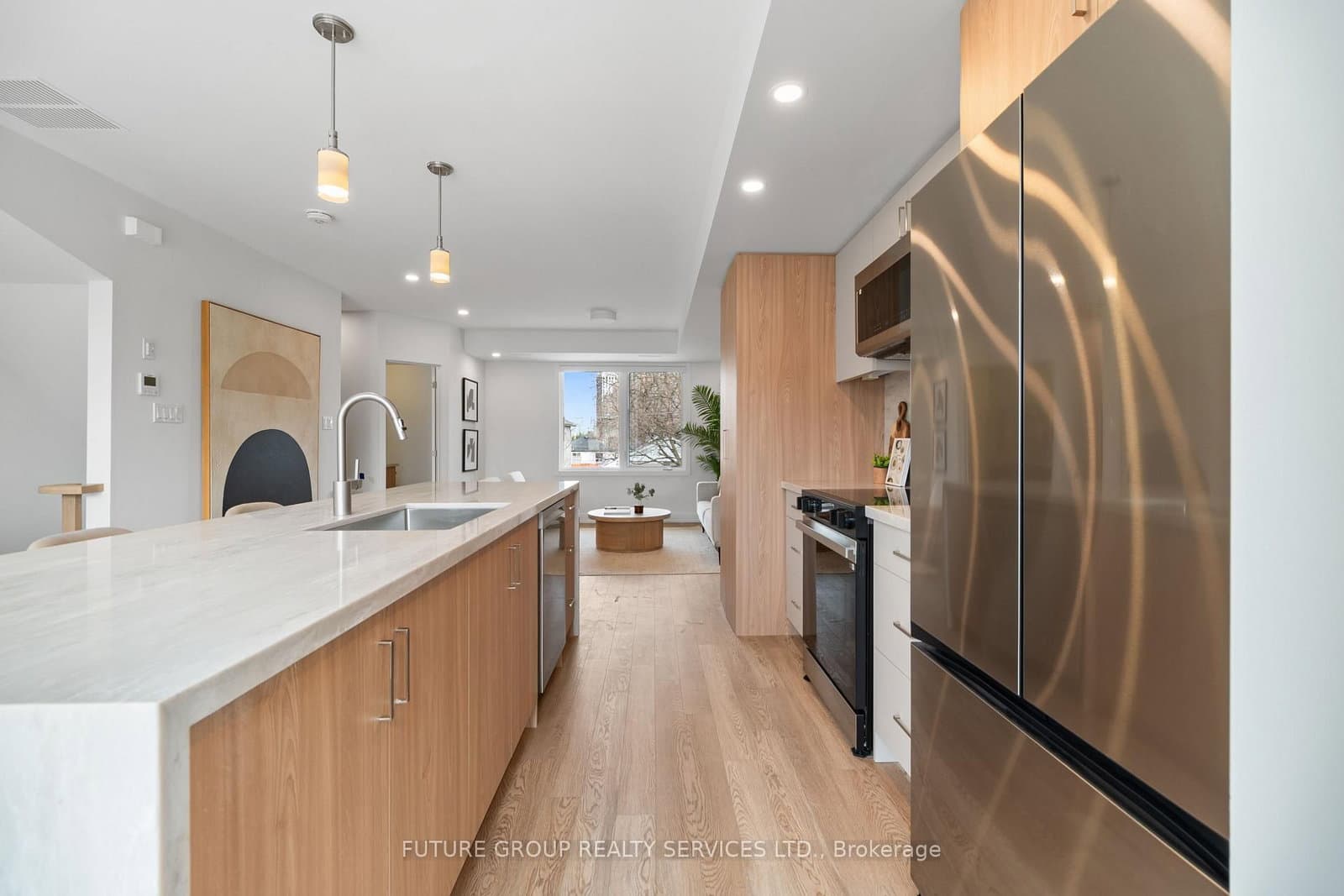 34 Poplar Avenue, Unit Unit 3 - Image 3