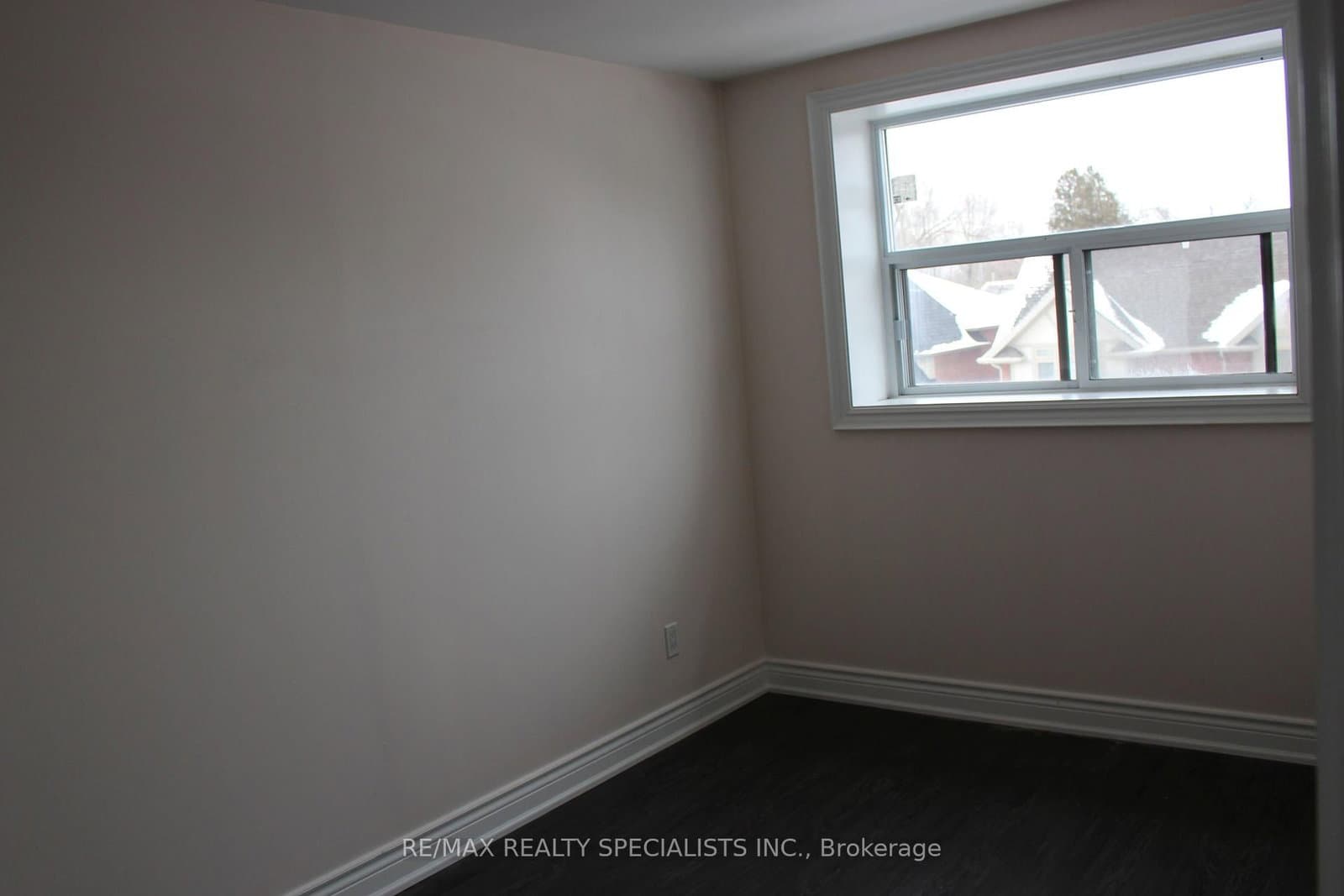 6 Brant Street, Unit 8 - Image 4
