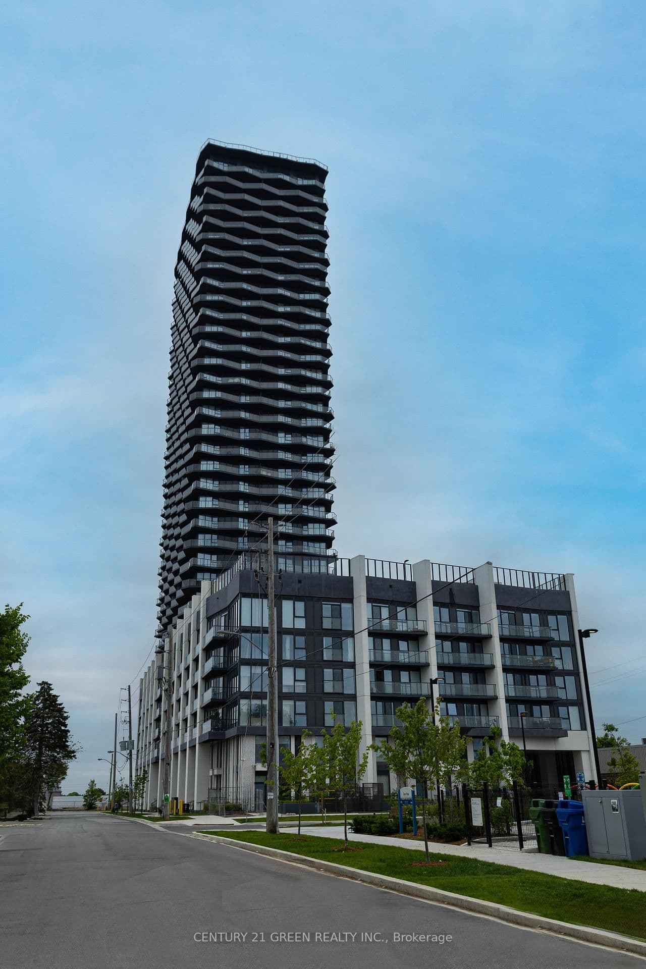 36 Zorra Street, Unit 110