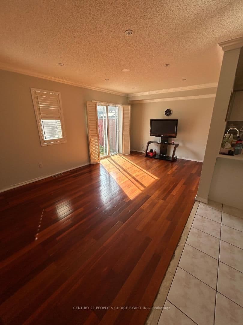 52 Treasure Drive - Image 5