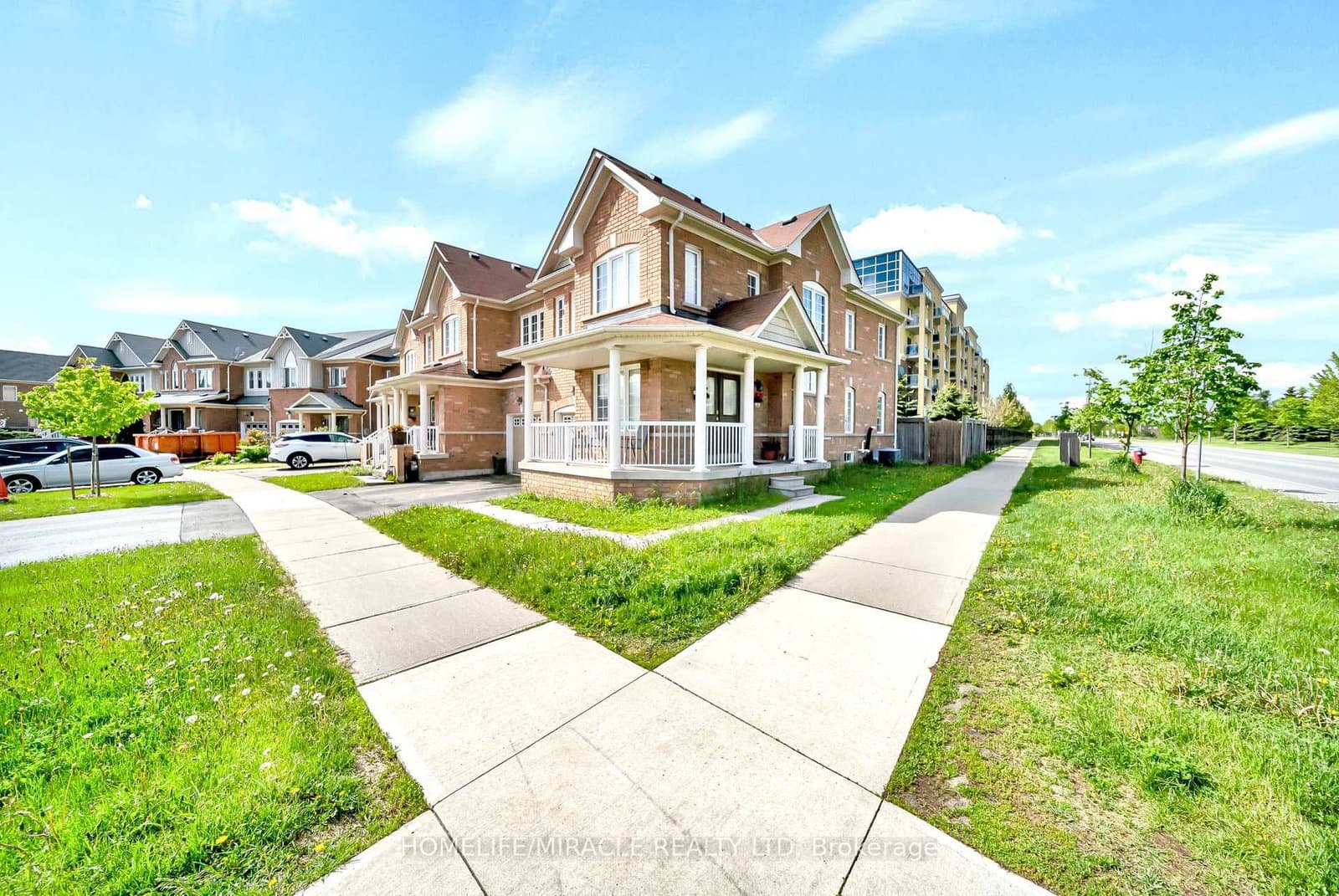 1439 Costigan Road - Image 2