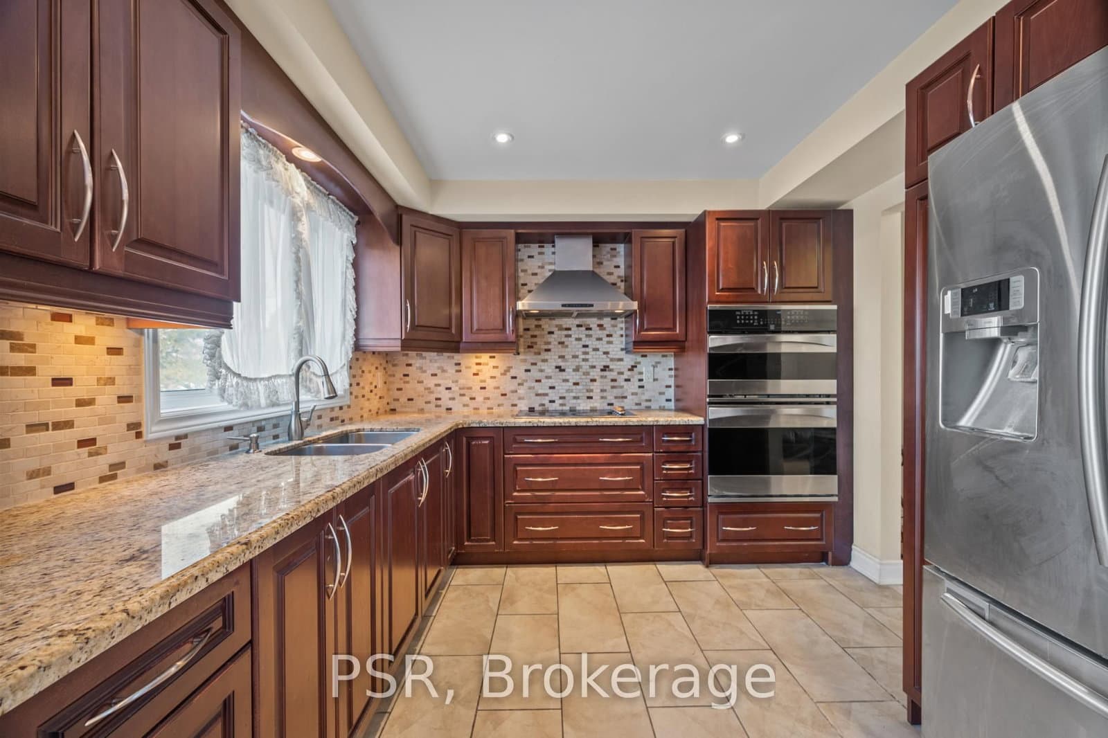 17 Andrika Court - Image 5