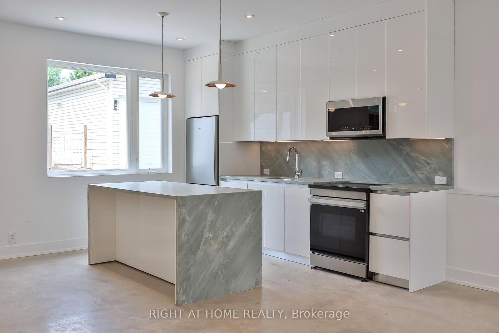266 Indian Grove, Unit Laneway House - Image 1