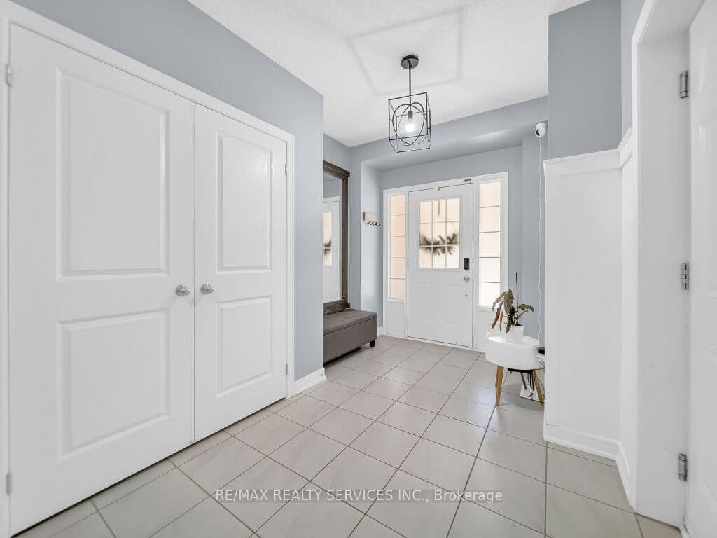 29 Haymarket Drive - Image 4