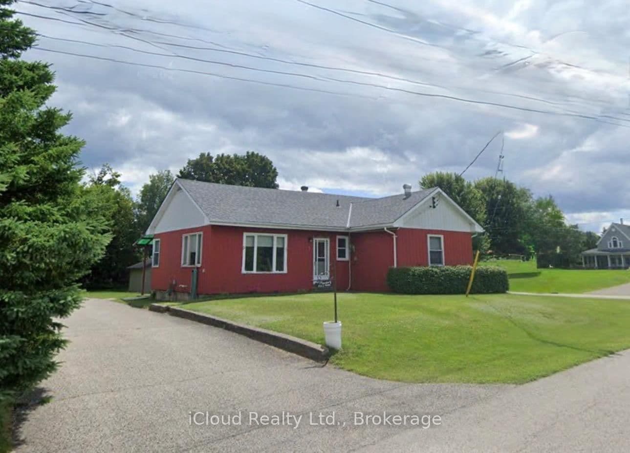 7 King Street W - Image 1