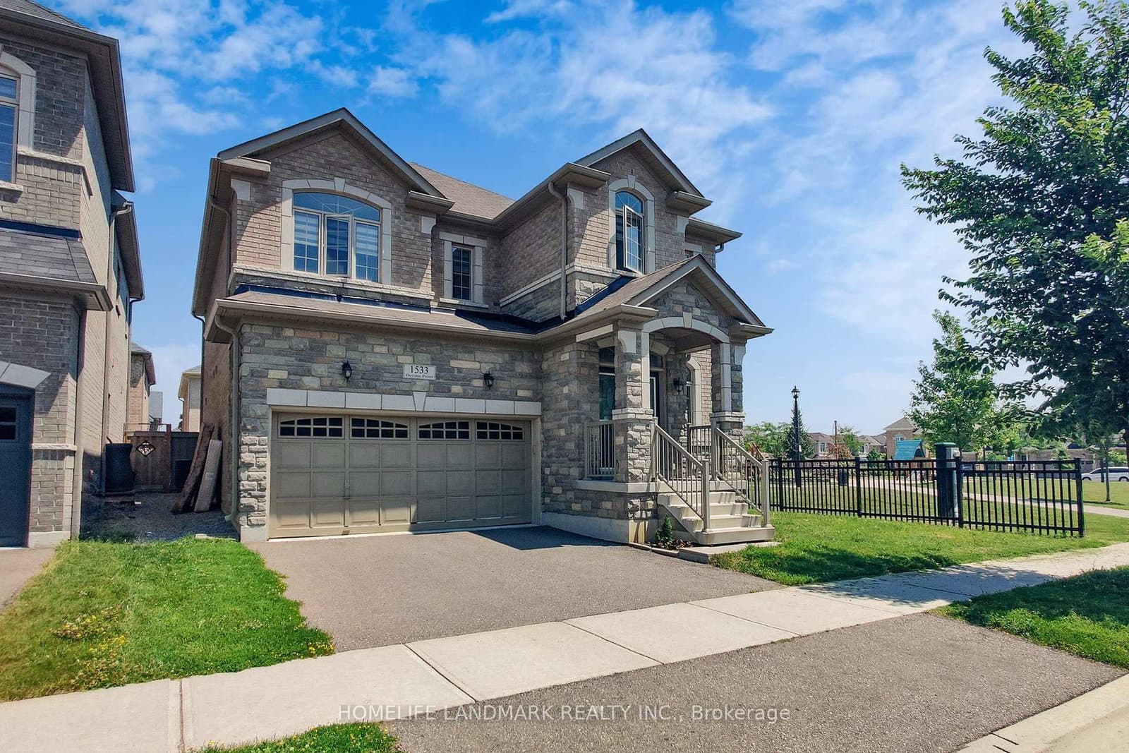 1533 Devine Point - Image 2
