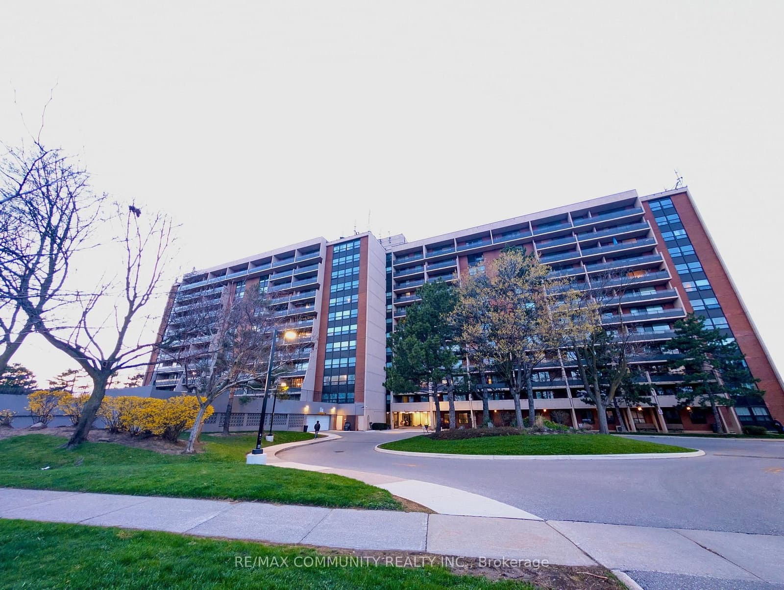 2929 Aquitaine Avenue, Unit 705 - Image 2