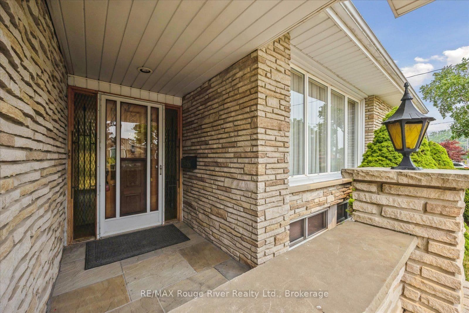 20 Tayrow Road - Image 4