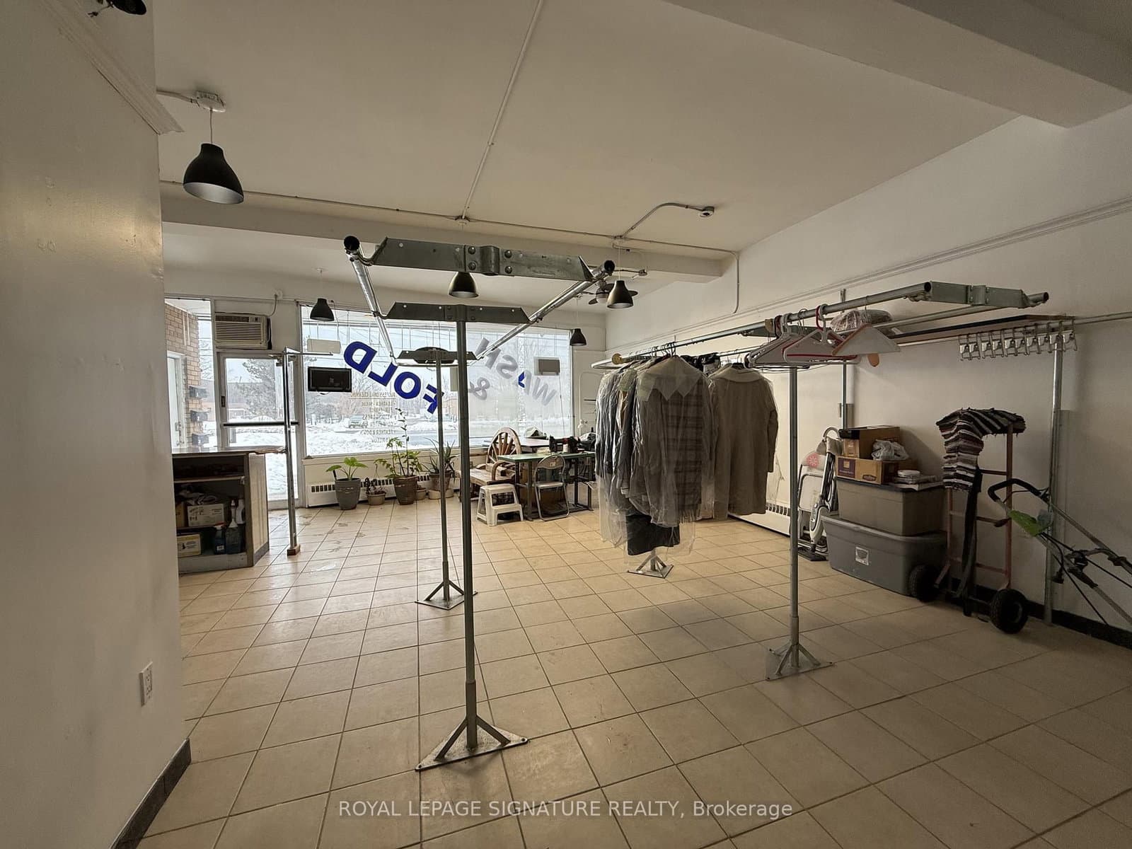 1195 Lakeshore Road E - Image 6