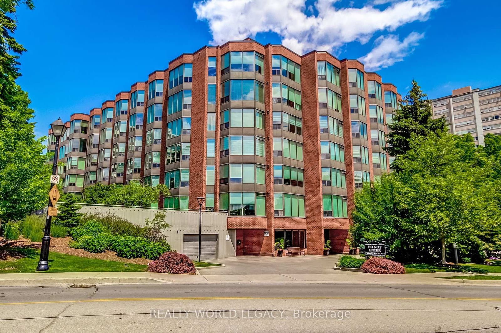 2121 Lakeshore Road, Unit 501 - Image 3