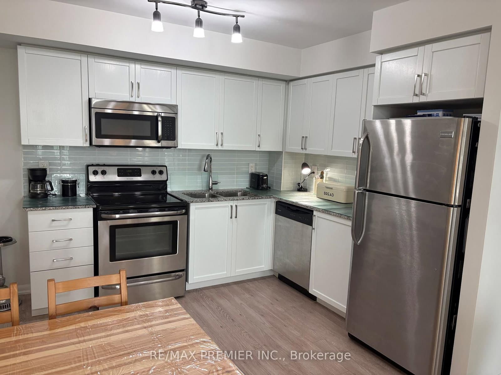 800 Lawrence Avenue W, Unit 406 - Image 2