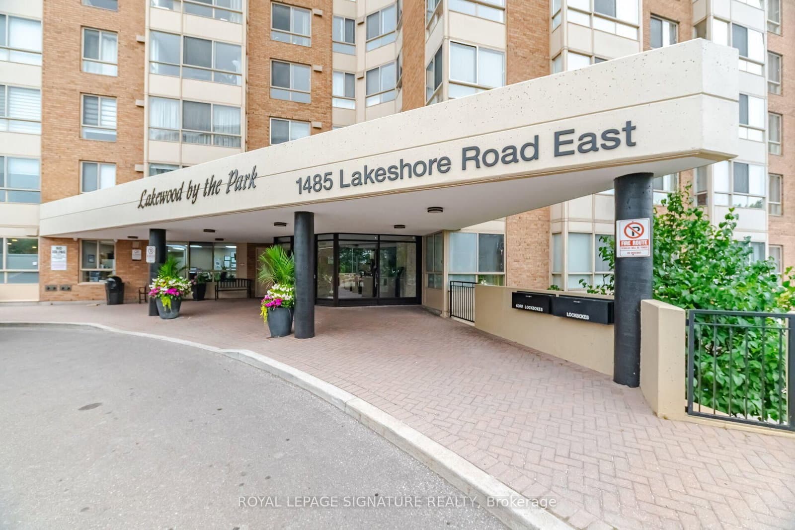 1485 Lakeshore Road E, Unit 411 - Image 3