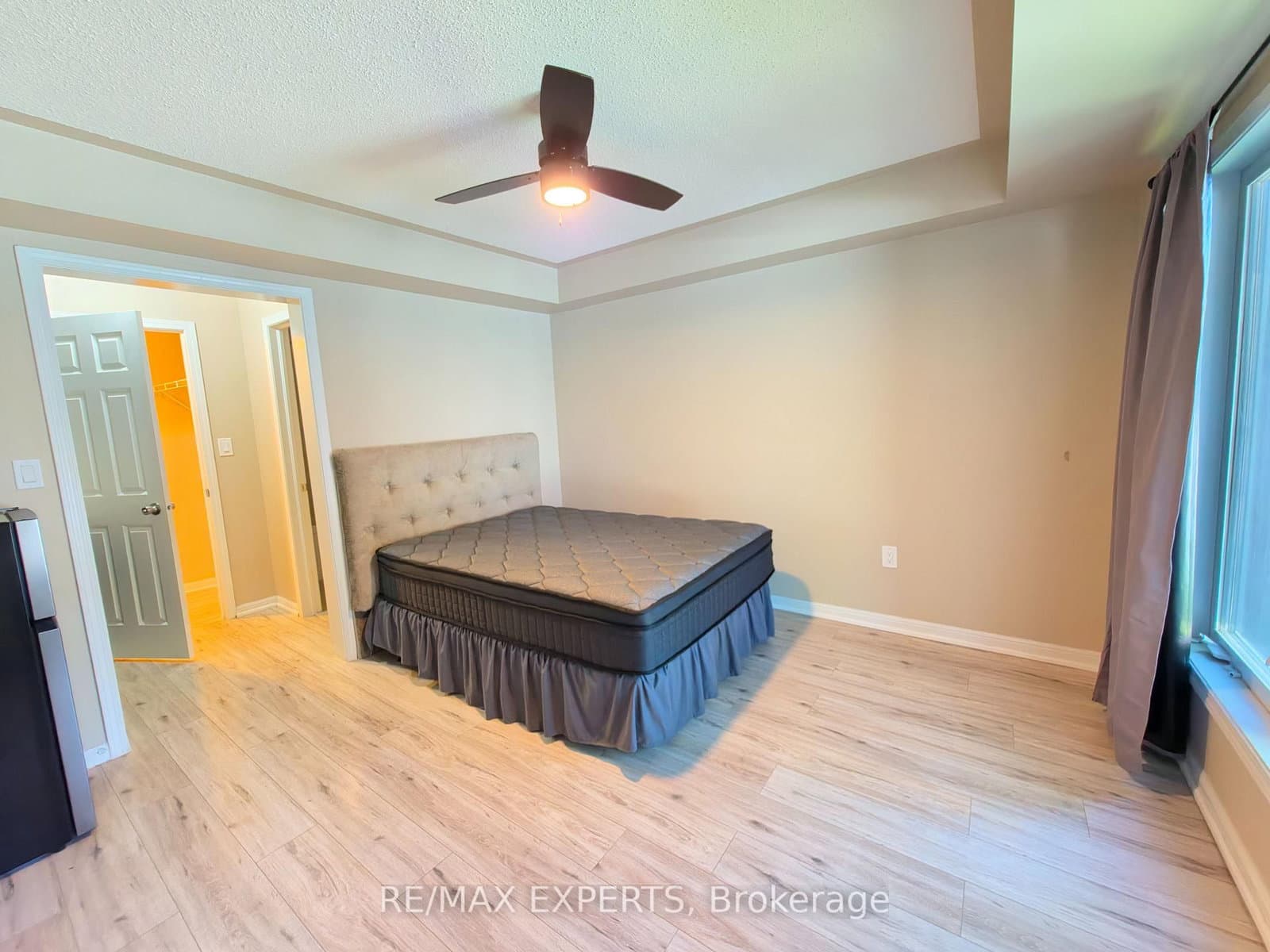 210 Magurn Gate - Image 3