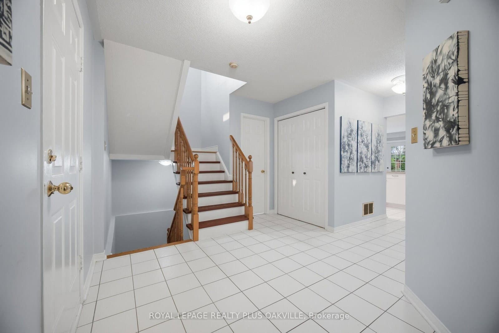 5882 Cornell Crescent - Image 4