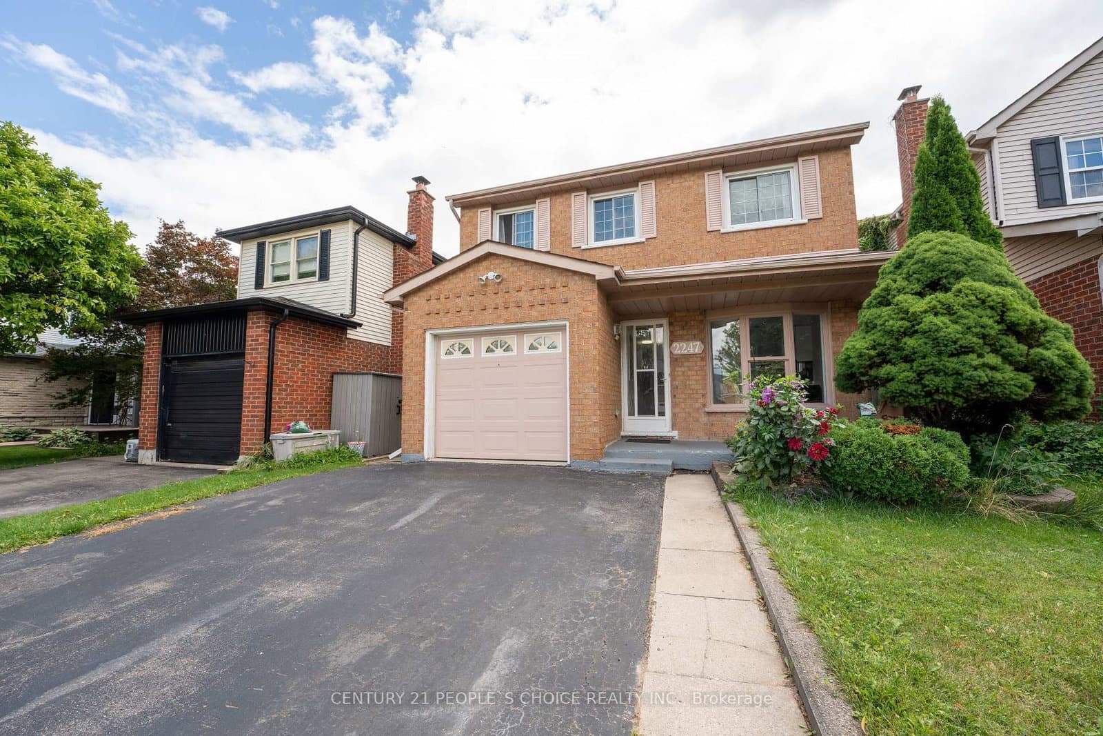 2247 Silverbirch Court - Image 3