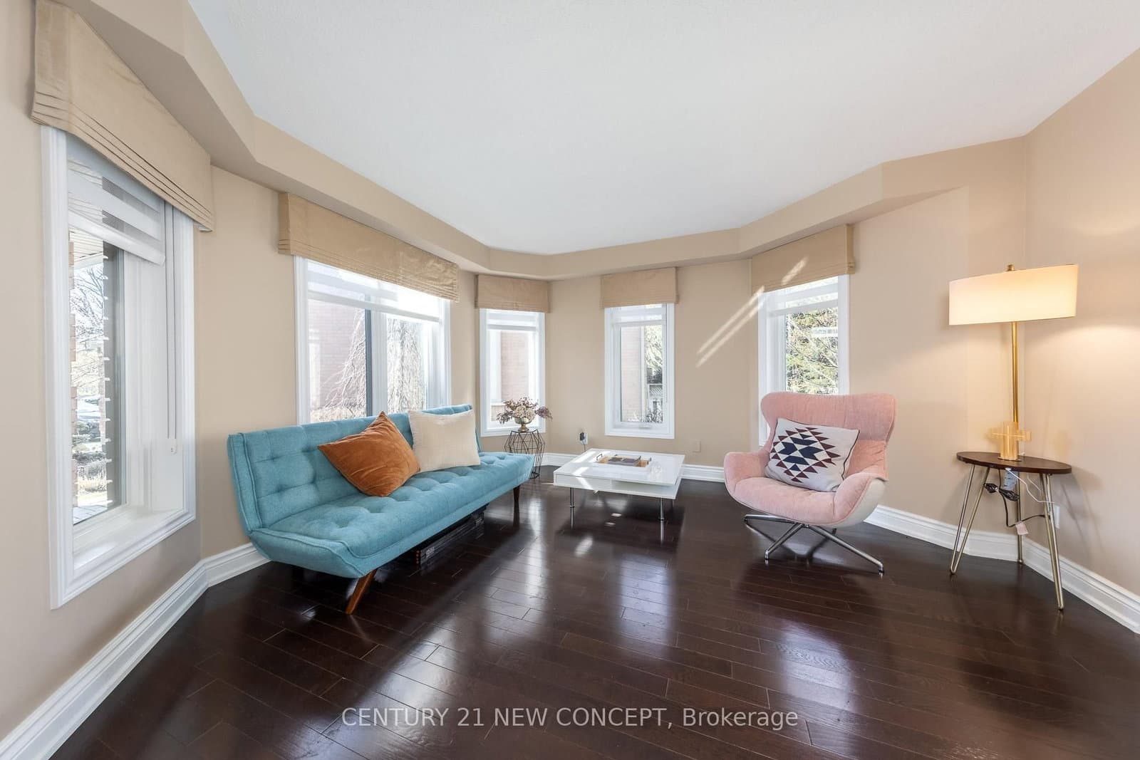 1905 Broad Hollow Gate, Unit 25 - Image 3