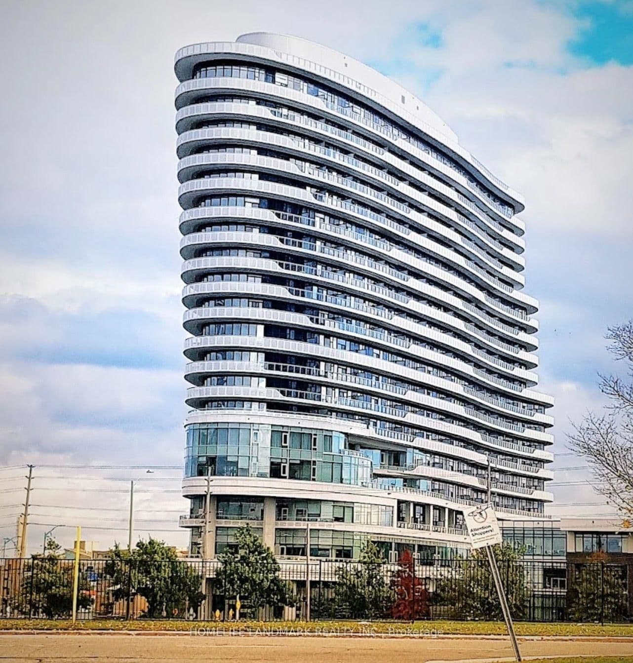 #1211 - 2520 Eglinton Avenue W