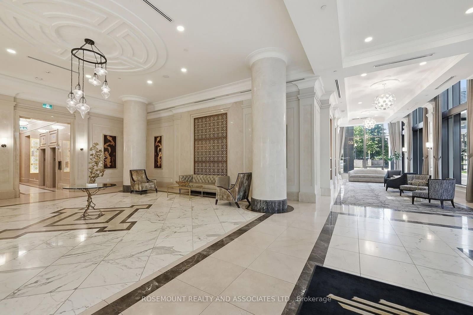 36 ELM Drive W, Unit 2105 - Image 3