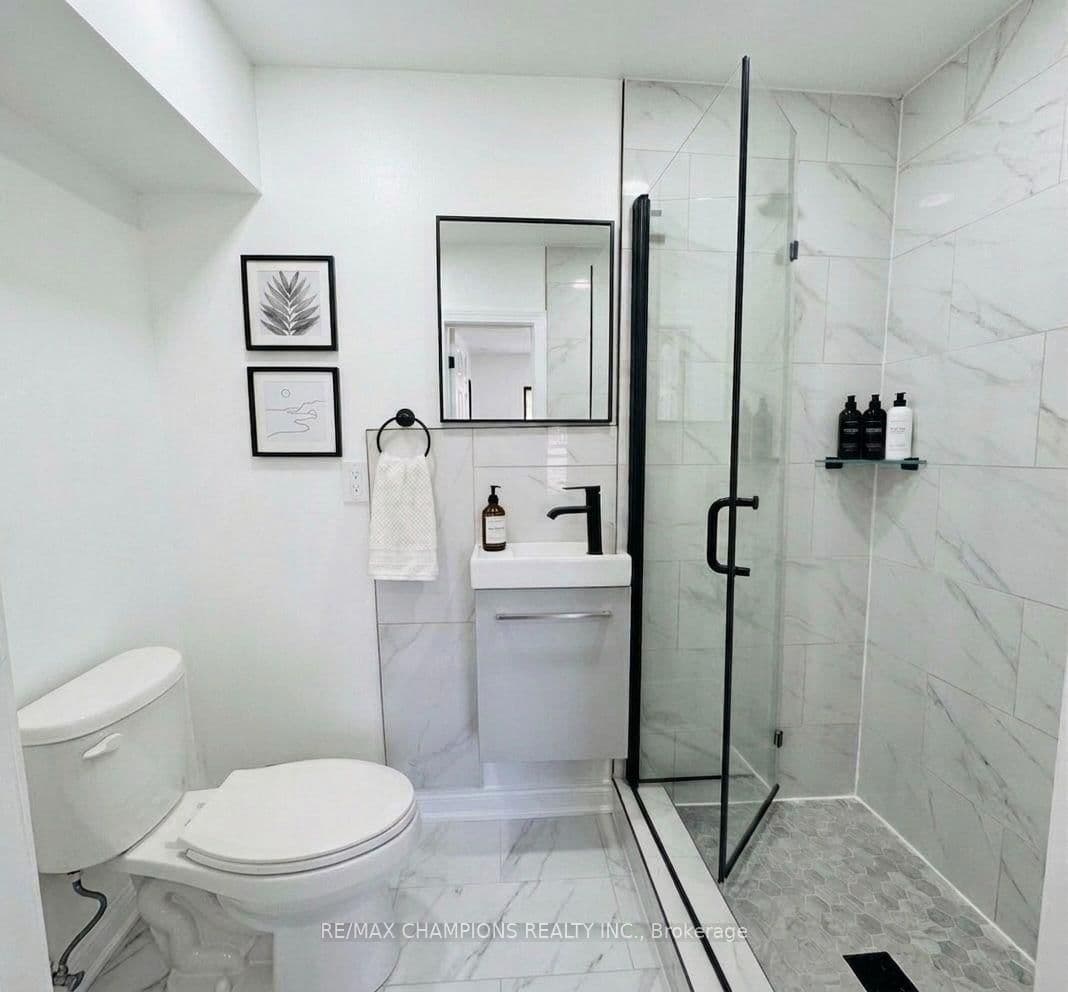 196 Caledonia Road, Unit 2nd Flr - Image 6