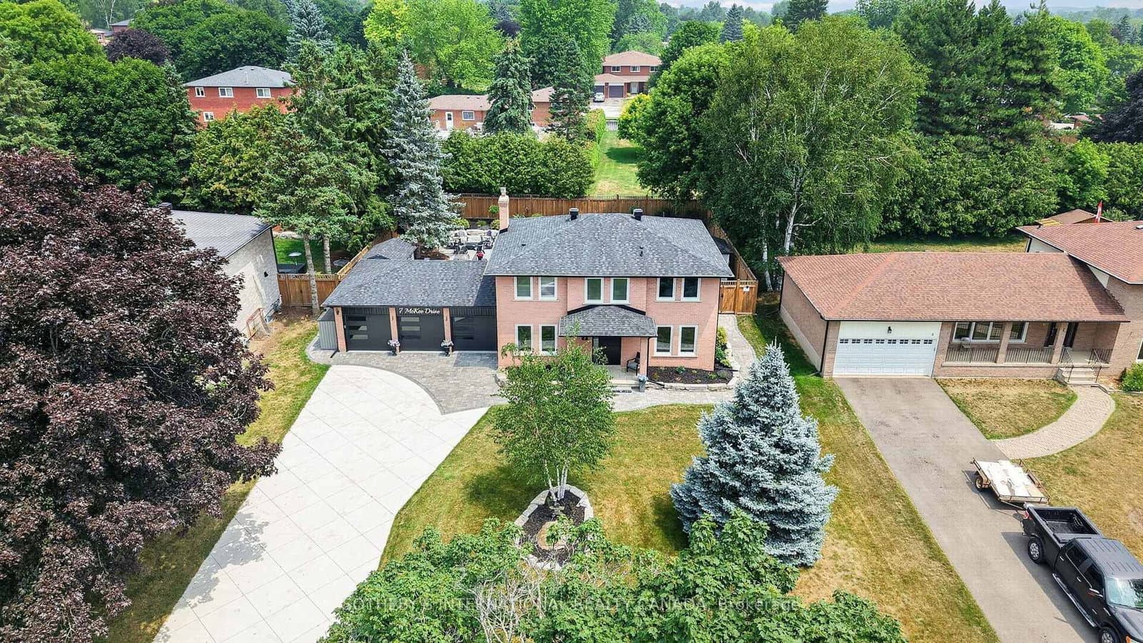 7 McKee Drive - Image 2