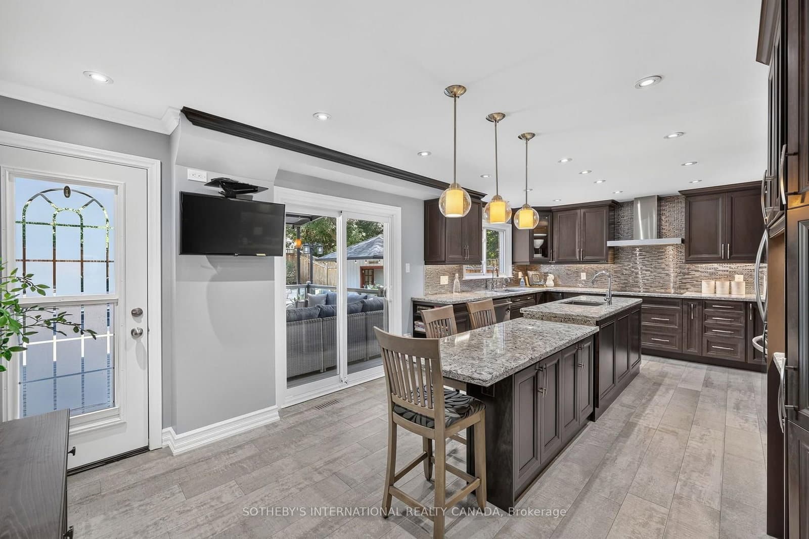 7 McKee Drive - Image 3