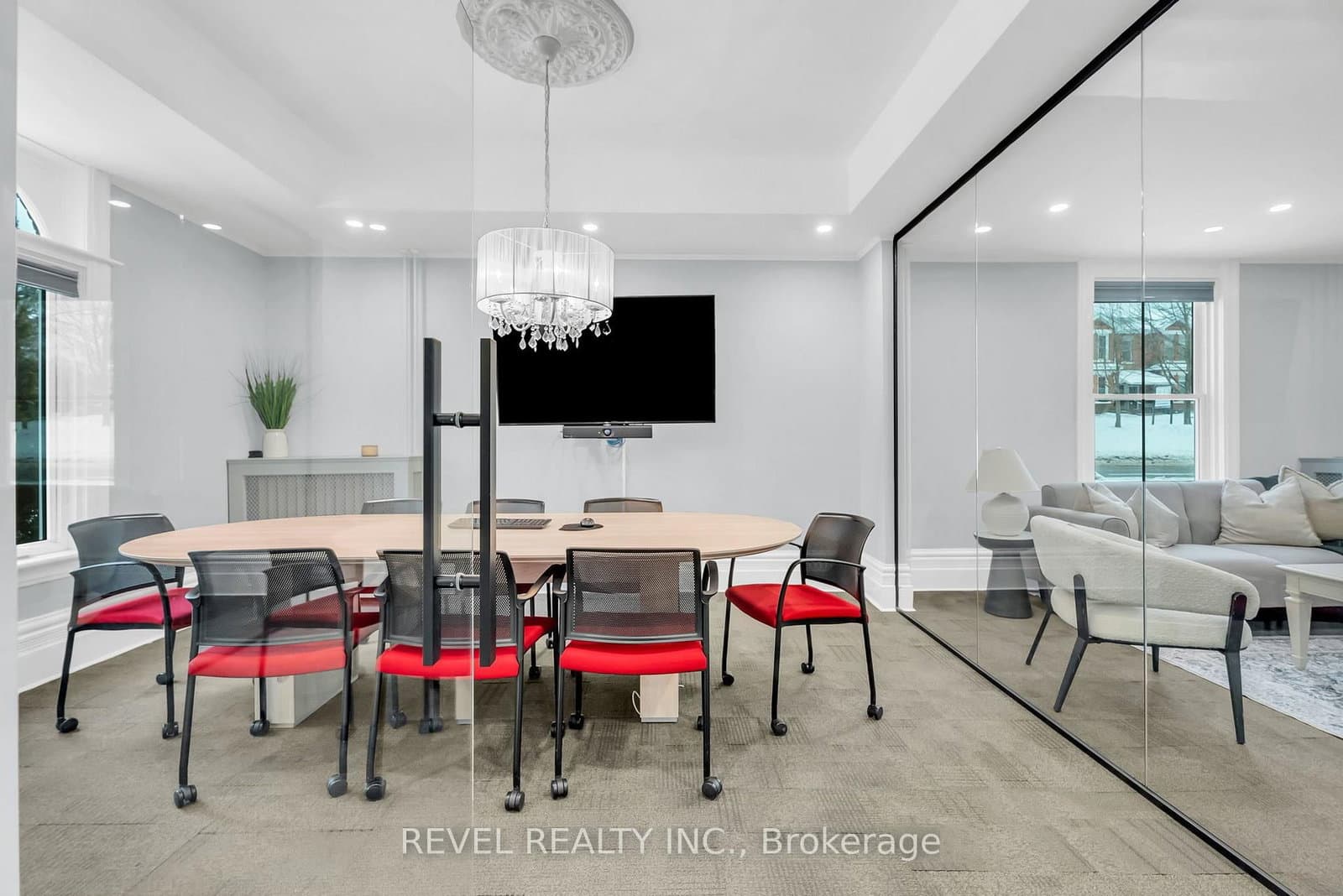 1 Third Avenue - Image 6