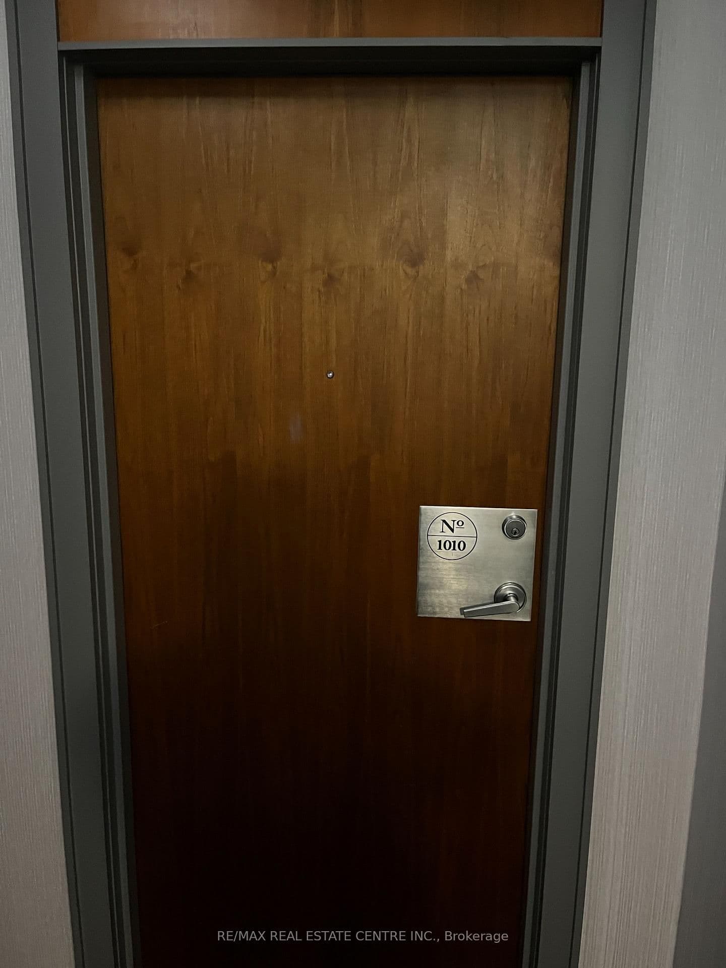 33 Elm Drive E, Unit 1010 - Image 4