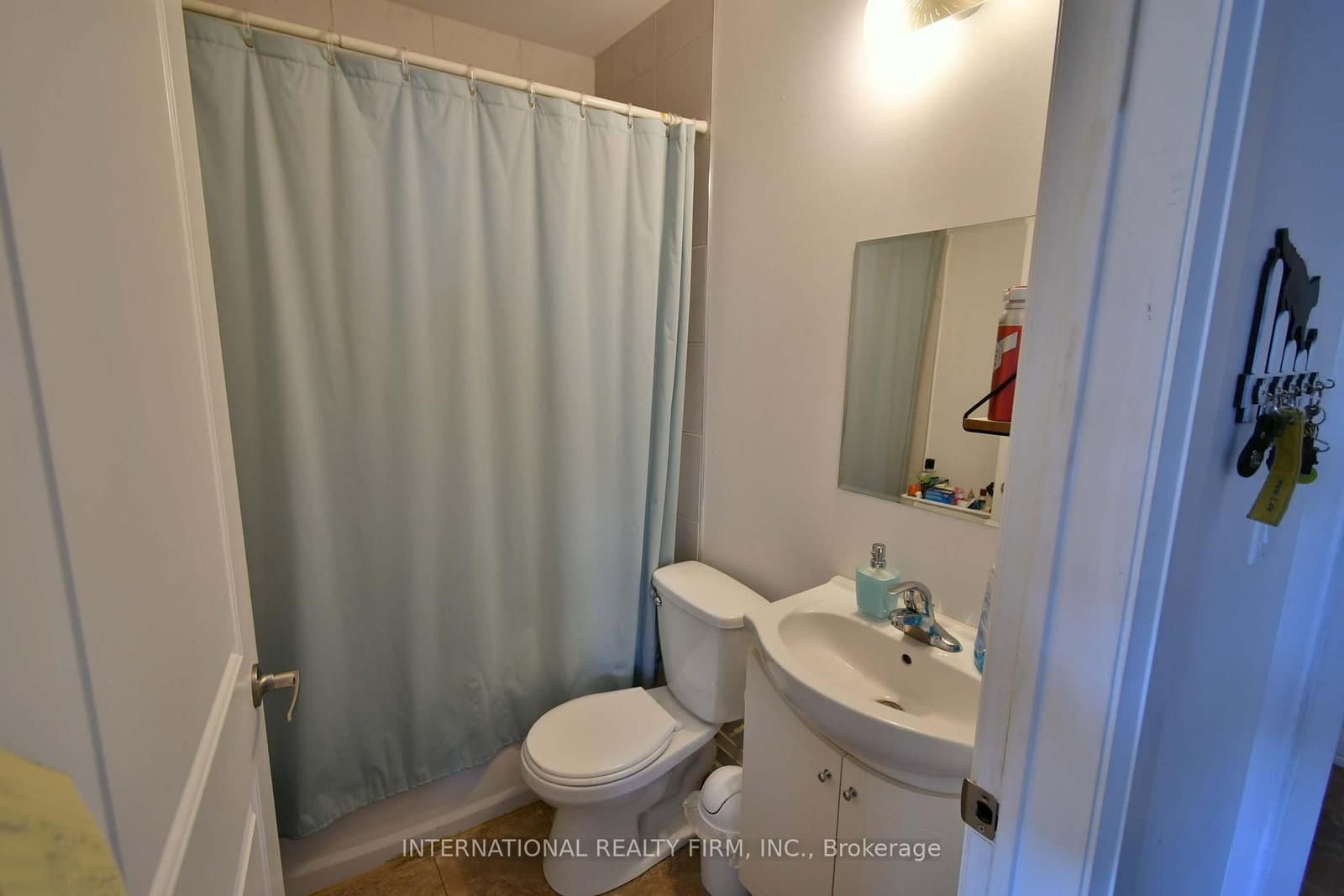 1262 Bloor Street W, Unit 2A - Image 6
