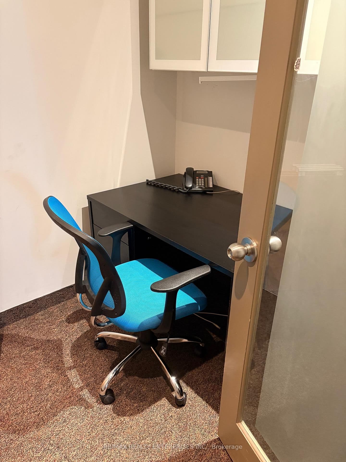 125 Lakeshore Road E, Unit C-14 - Image 2