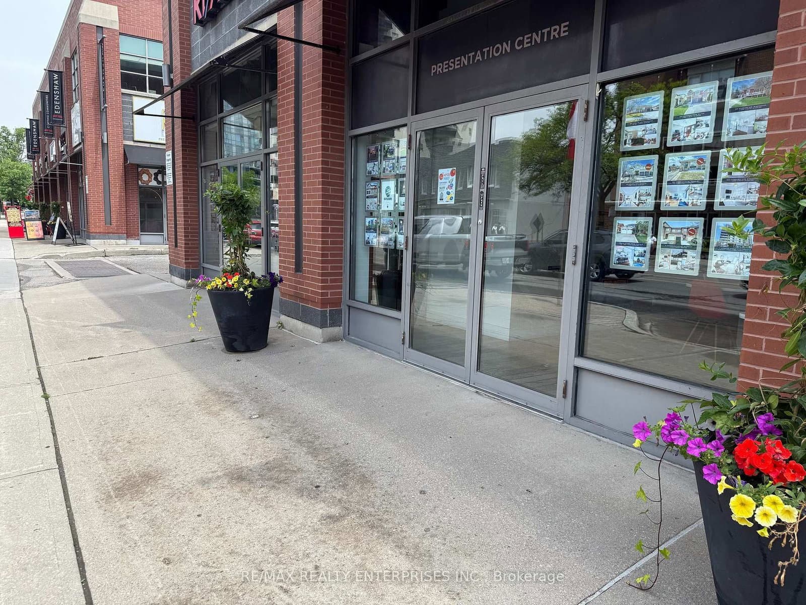 125 Lakeshore Road E, Unit C-14 - Image 3