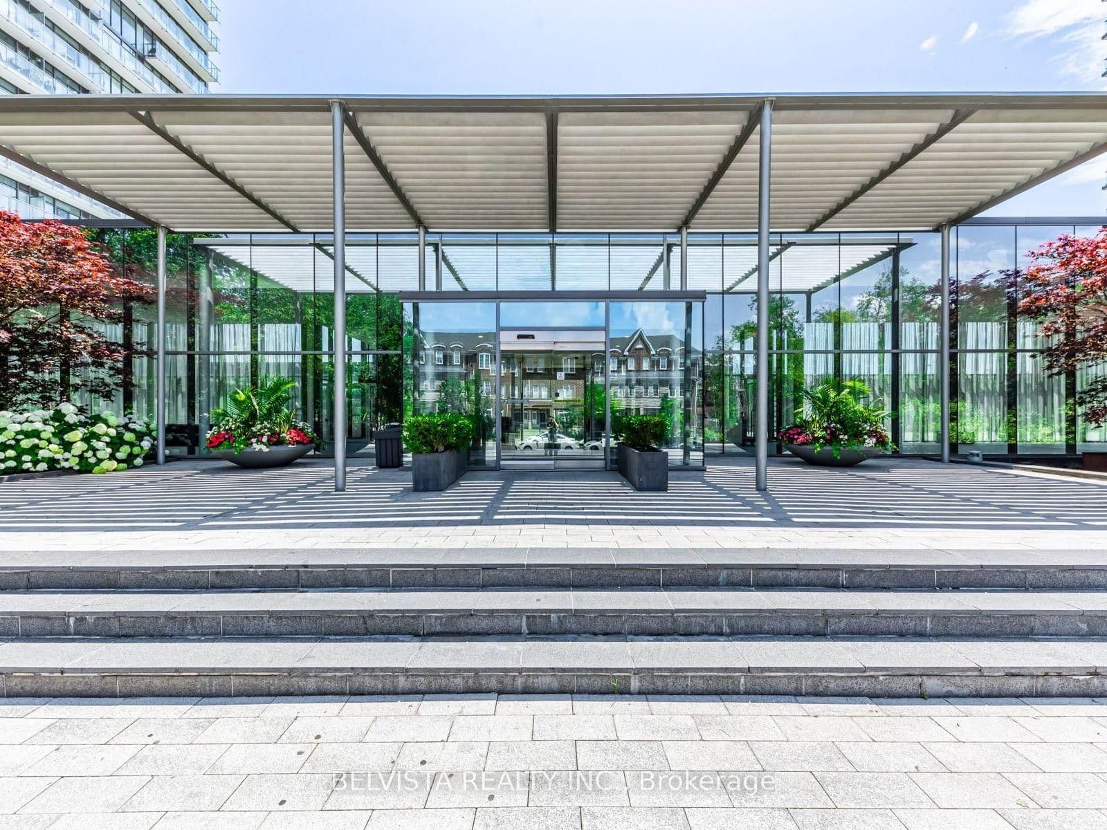 105 The Queensway Avenue, Unit 805 - Image 2