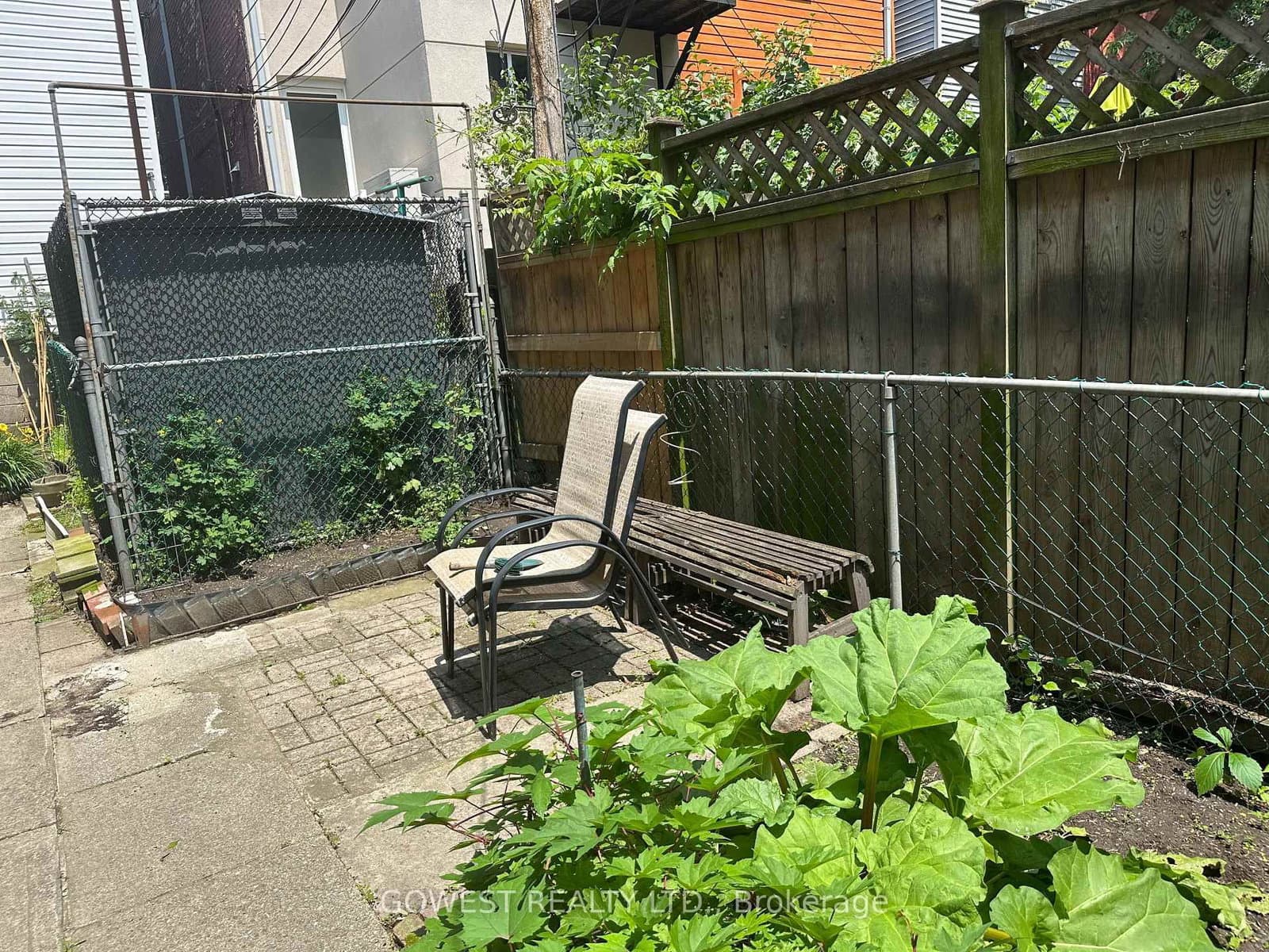 30 Grenadier Road - Image 5