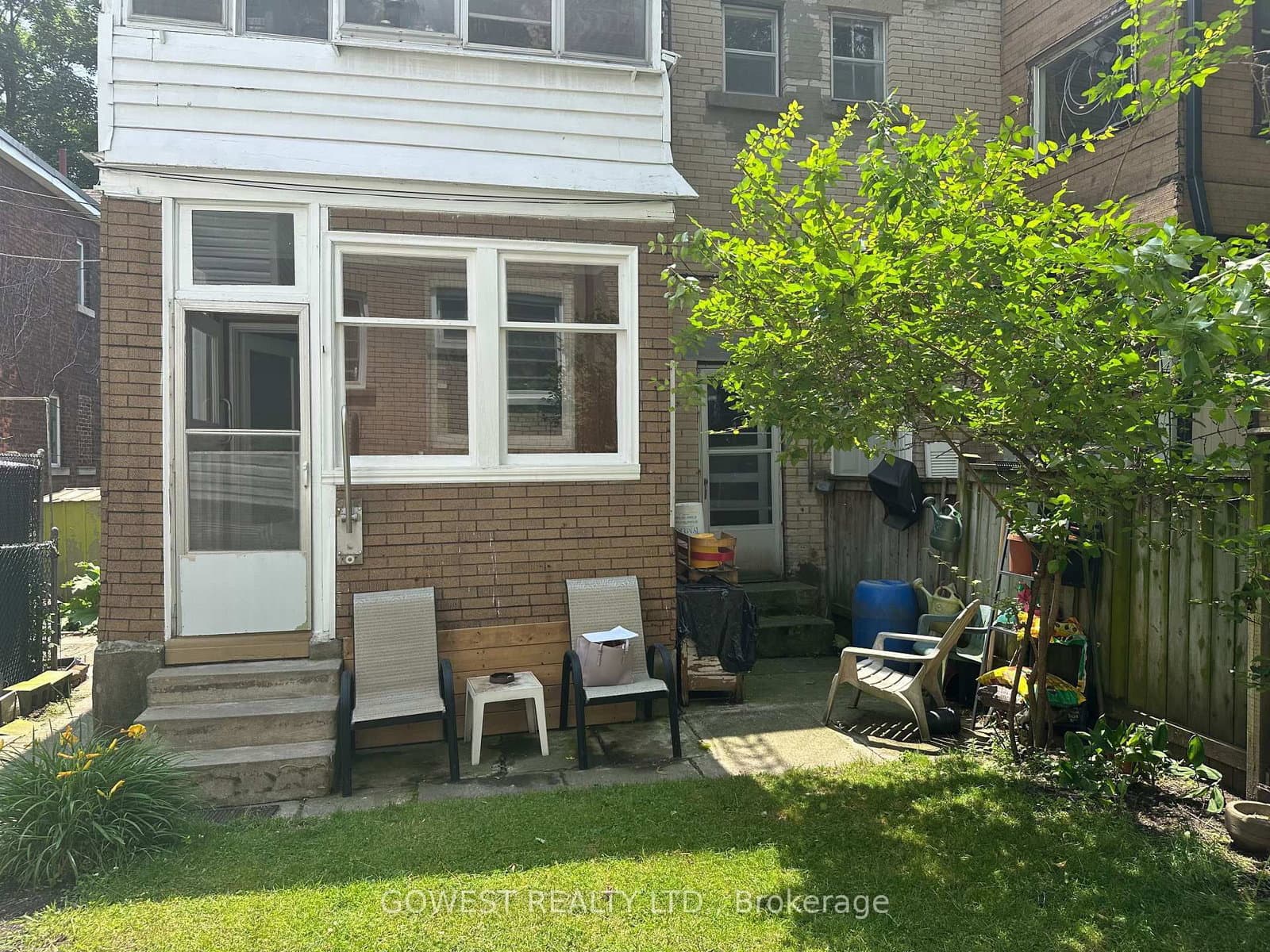 30 Grenadier Road - Image 6