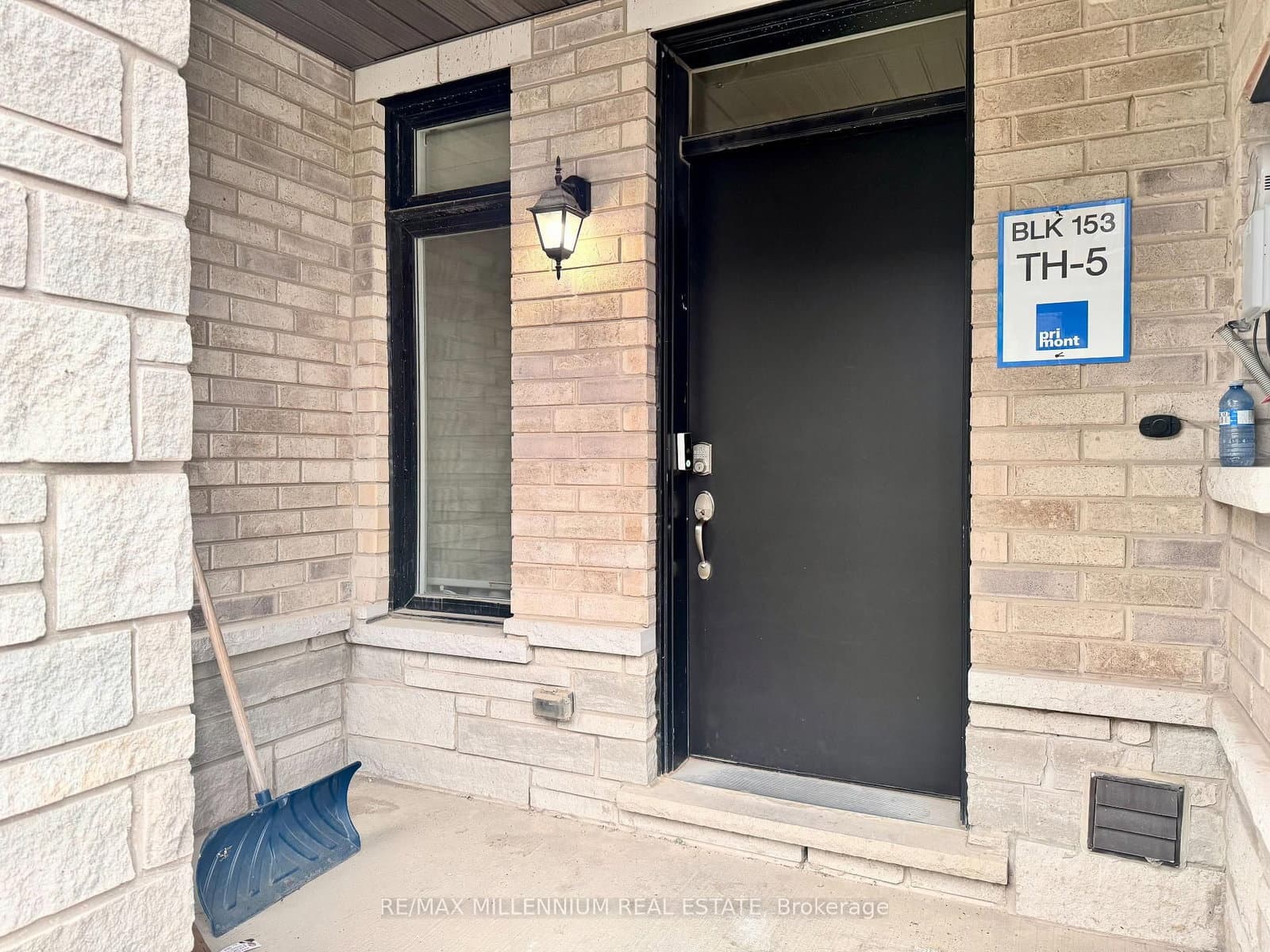 1559 Moonseed Place - Image 2