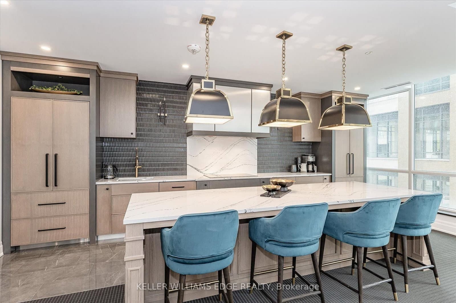 2060 Lakeshore Road, Unit 202 - Image 6
