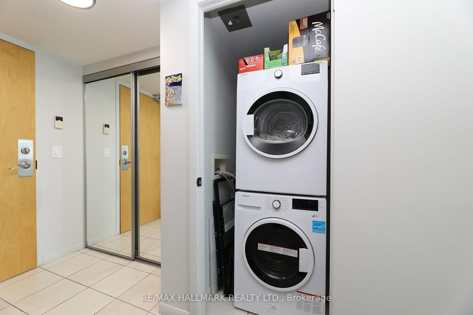 185 Legion Road N, Unit 1810 - Image 5