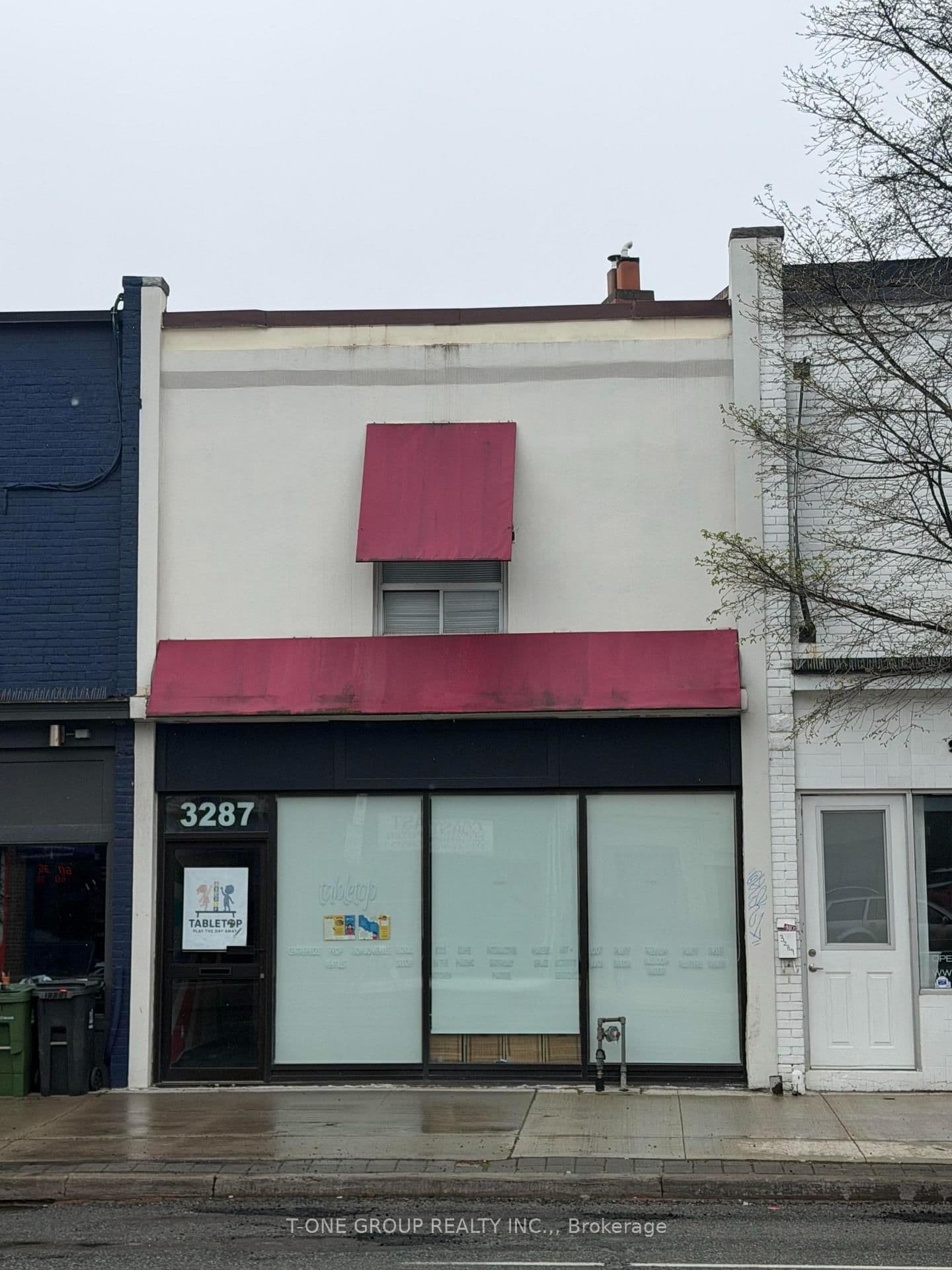 3287 Dundas Street W - Image 1