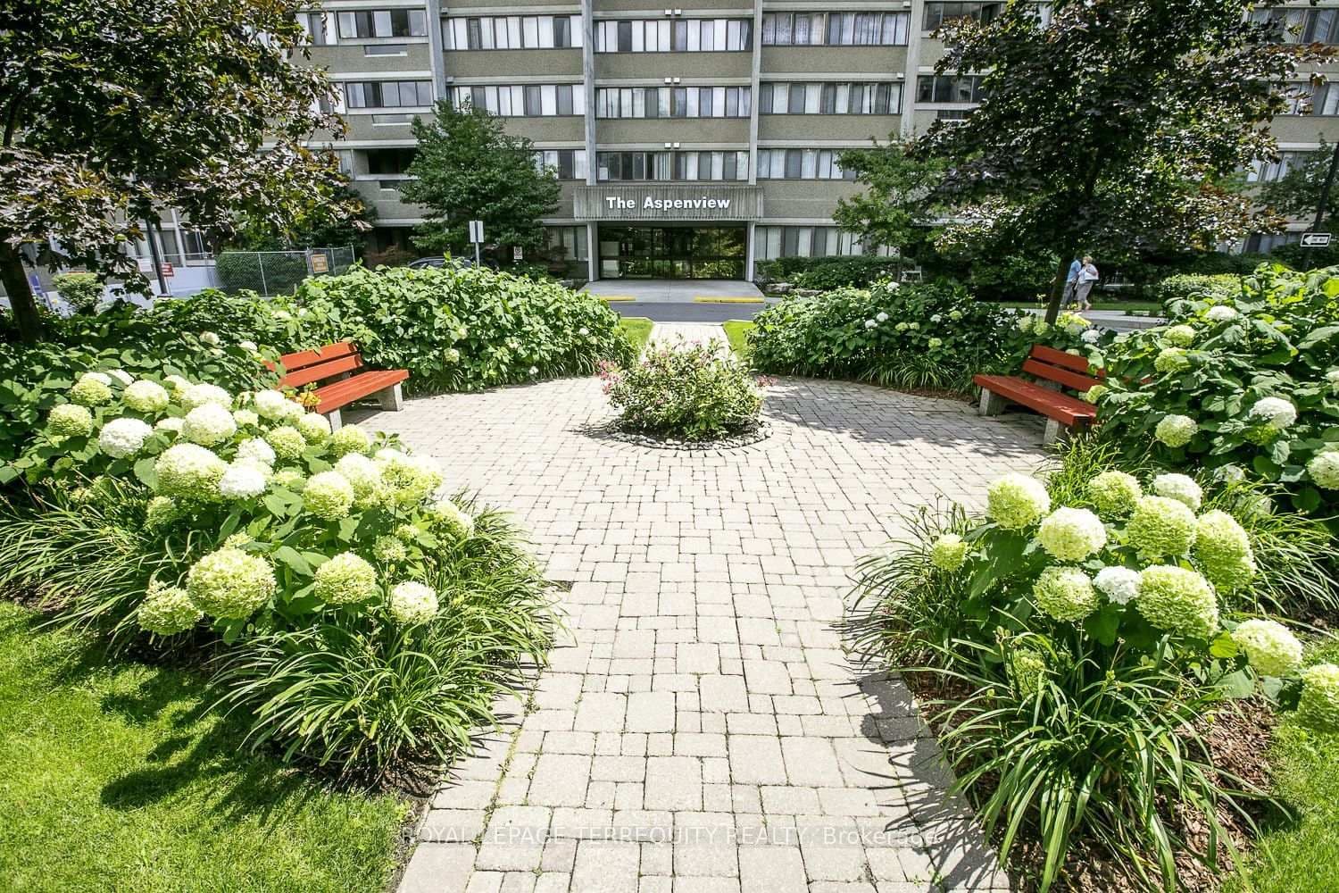 50 Elm Drive E, Unit 604 - Image 3